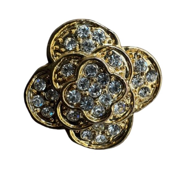 491.‎ Triple Flower Crystal Cluster Ring Size 6 - Picture 1 of 6